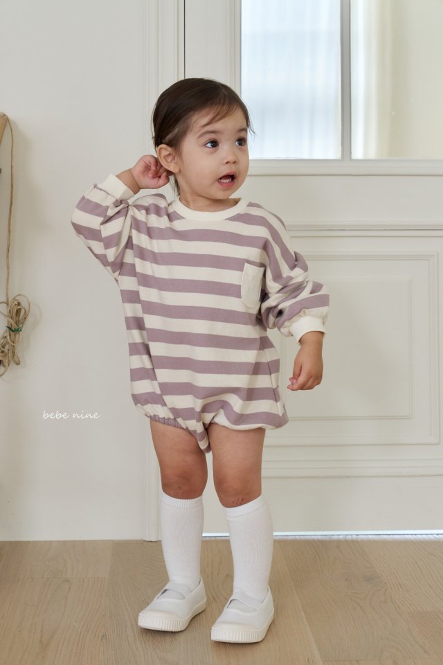 BN02/ Nine Soft Knee Socks