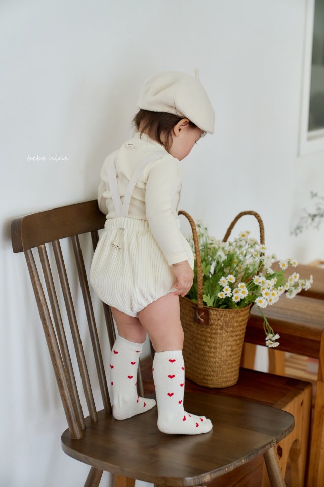 BN03/ Nine Heart Knee Socks Set