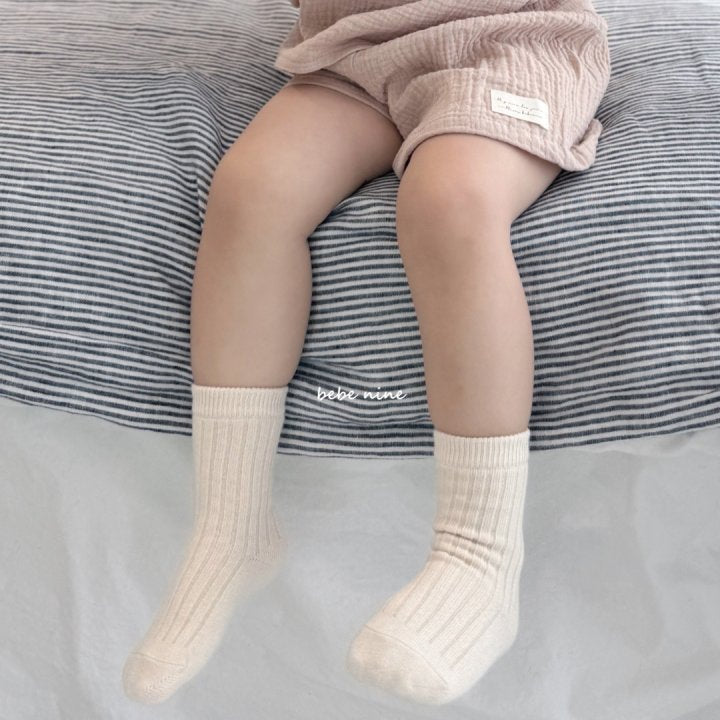 BN01/ Butter Knee Socks Set