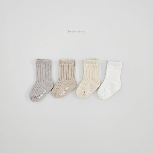 BN38 Butter Knee Socks Set