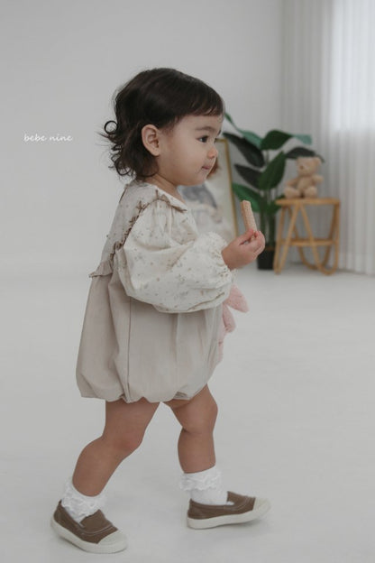 BN10 Karen Frill Suit