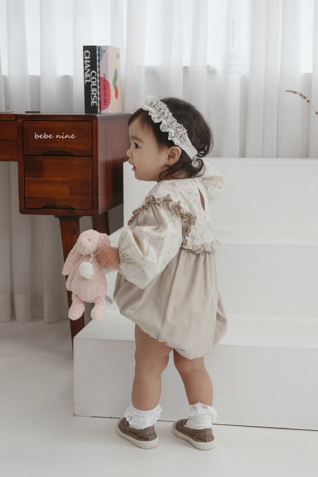 BN10 Karen Frill Suit