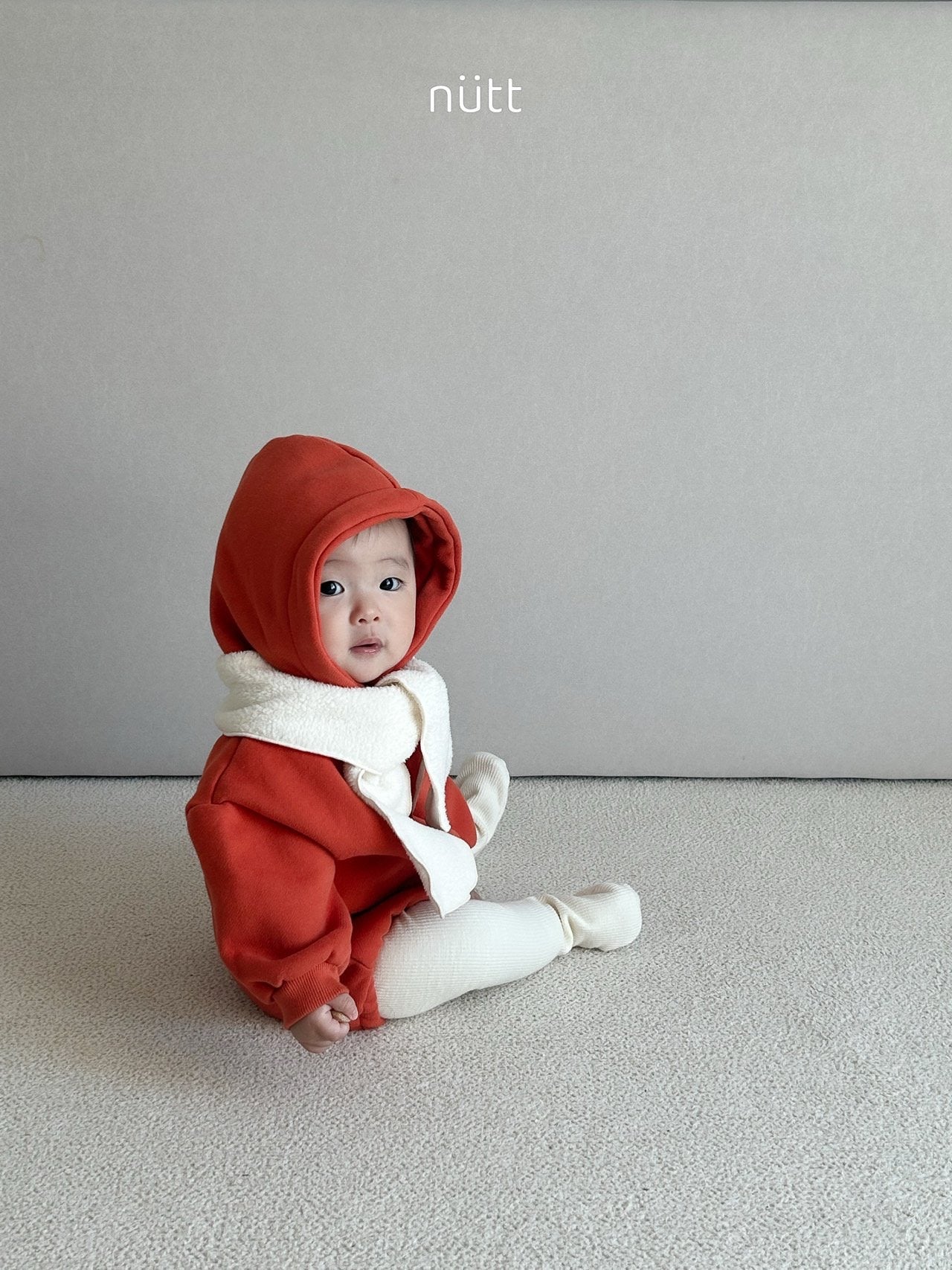 Nutt 25 Winter/ 連帽包屁衫 (連毛毛頸巾)