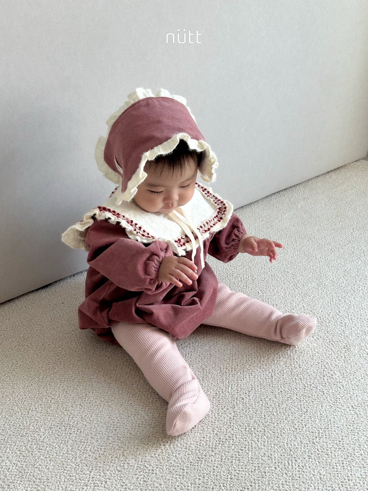 Nutt 25 Winter/ Cera包屁衫 (連髮帶)