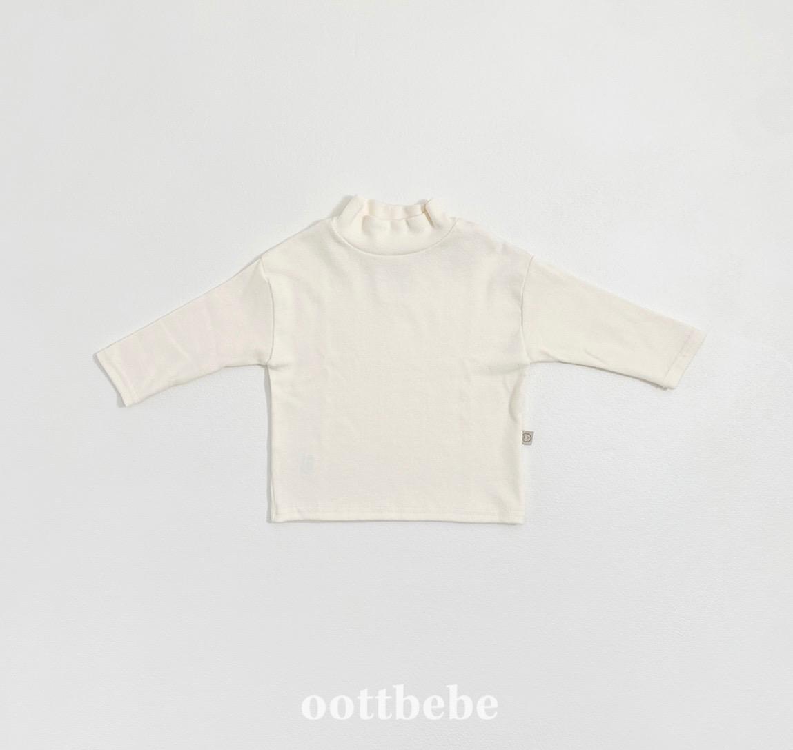 半樽領棉質長袖衫